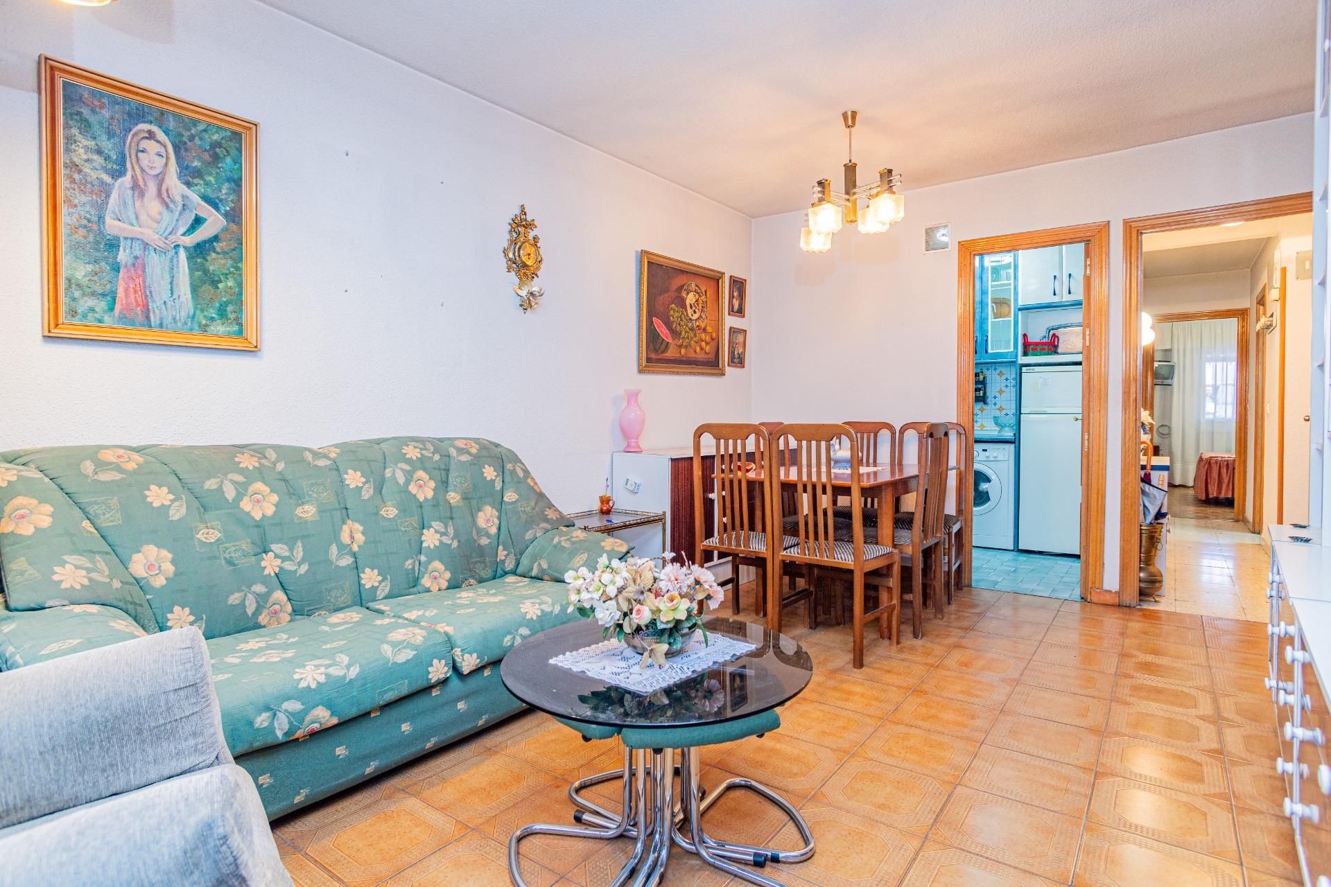 Bedroom of Flat for sale in  Madrid Capital  with Heating, Terrace and Furnished