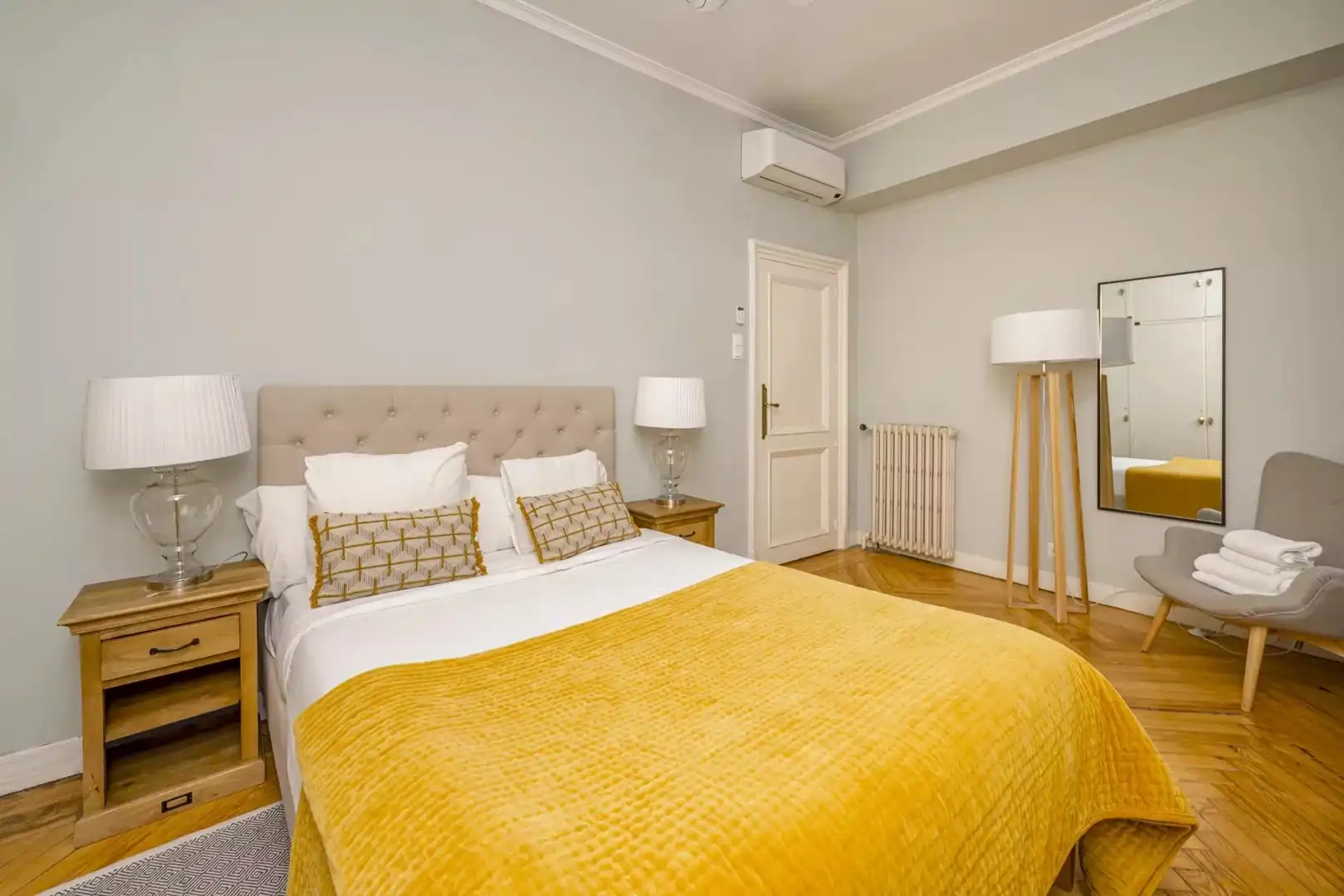 Bedroom of Flat for rent in Madrid  with Air Conditioner, Heating and Terrace