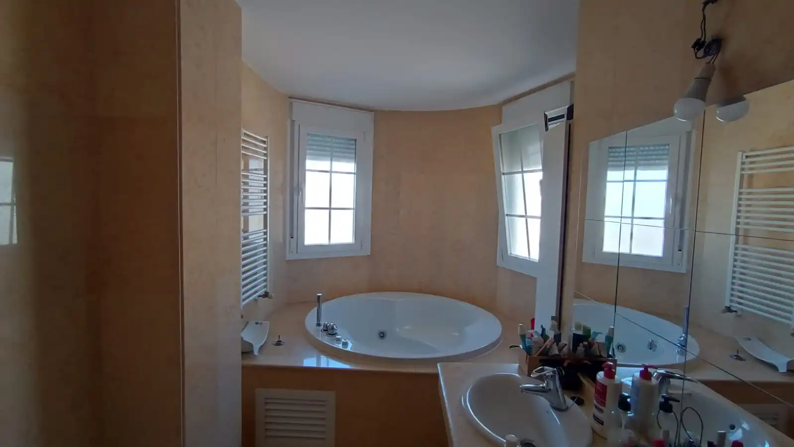 Baño de Piso en venta en Arganda del Rey con Aire acondicionado, Calefacción y Terraza
