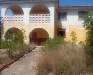 Vista exterior de Casa o xalet en venda en Cheste amb Piscina