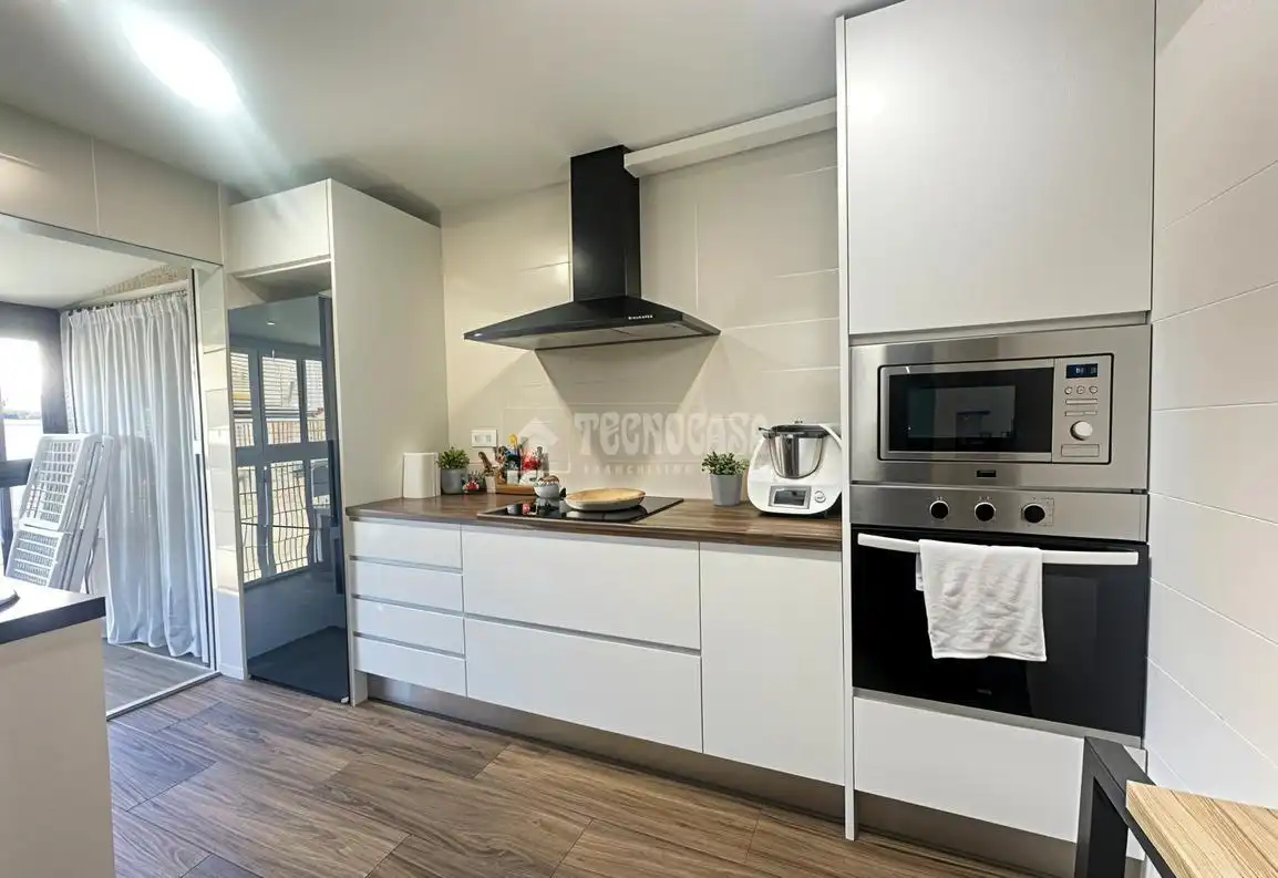 Kitchen of Detached homes for sale in Móstoles  with Heating, Private garden and Community pool