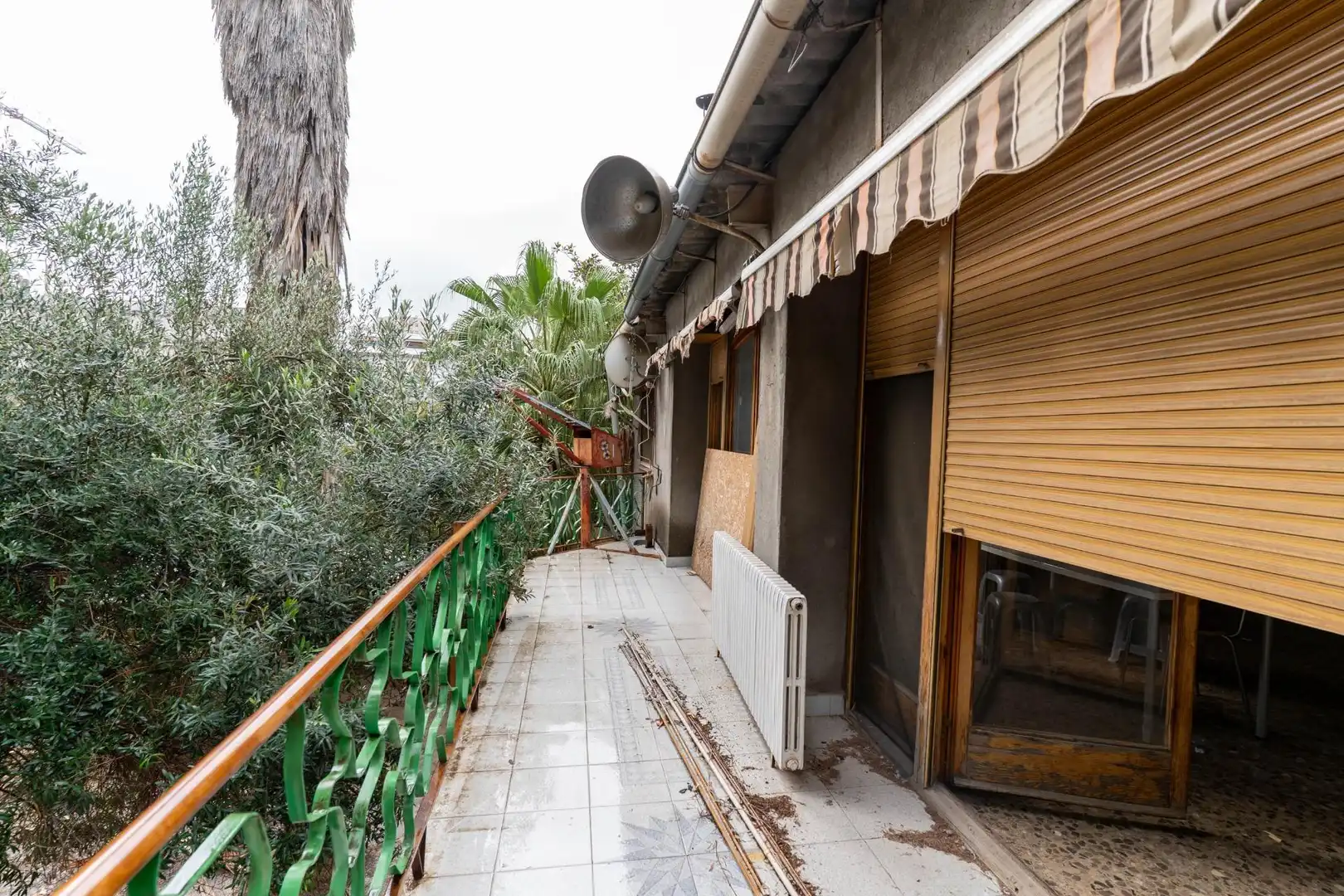 Vista exterior de Casa o xalet en venda en Sant Vicenç Dels Horts amb Jardí privat