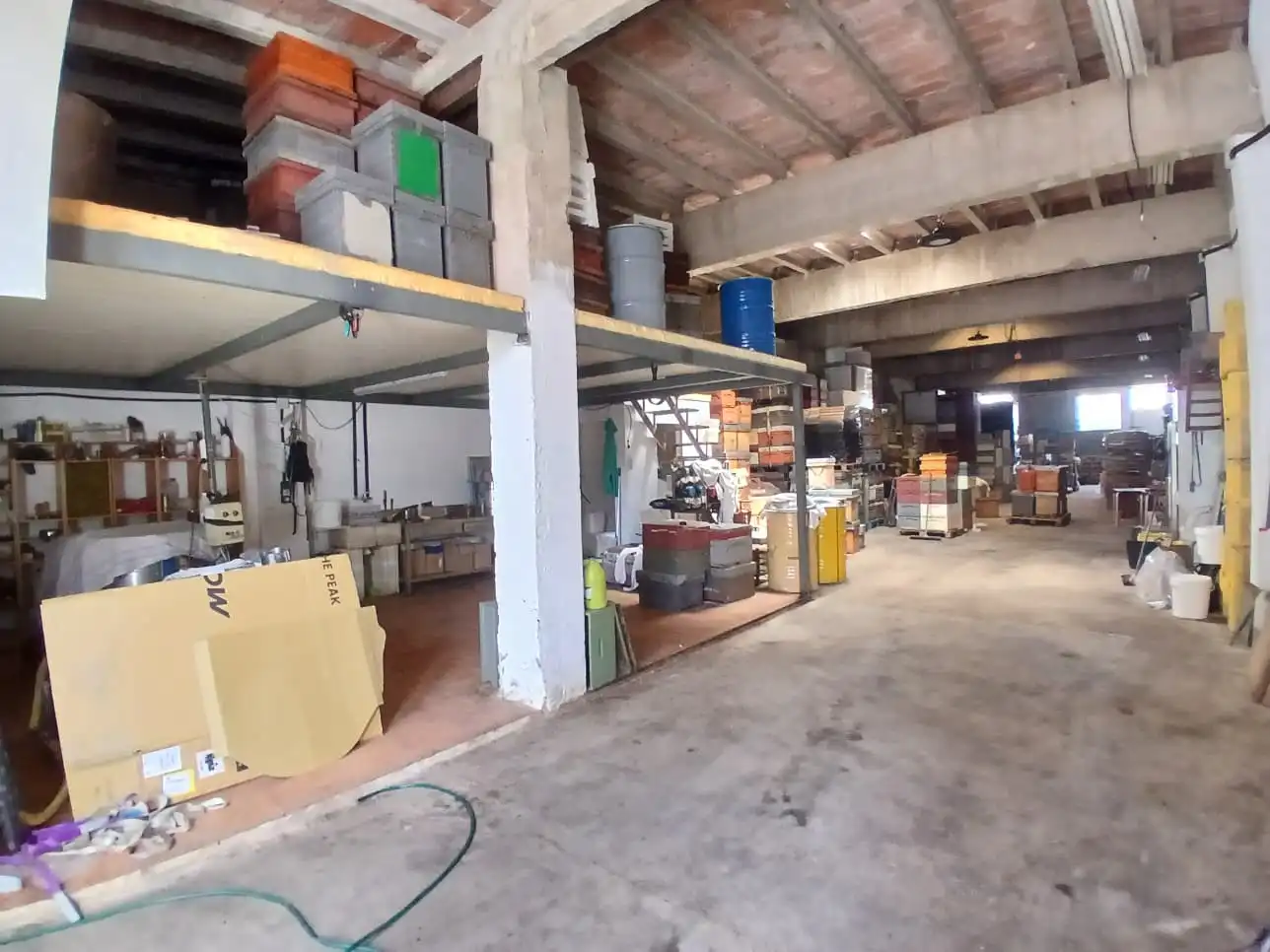 Nau industrial en venda en Montroi / Montroy, Valencia