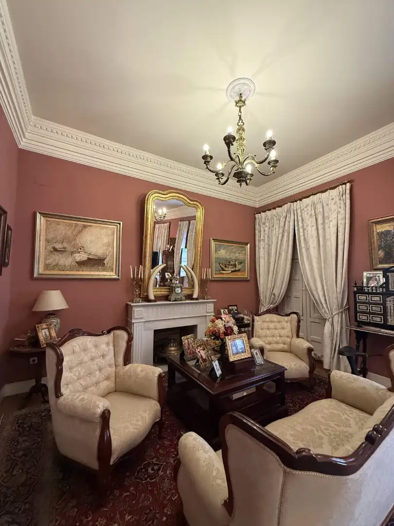 Sala d'estar de Casa adosada en venda en Sanlúcar de Barrameda amb Aire condicionat, Calefacció i Terrassa