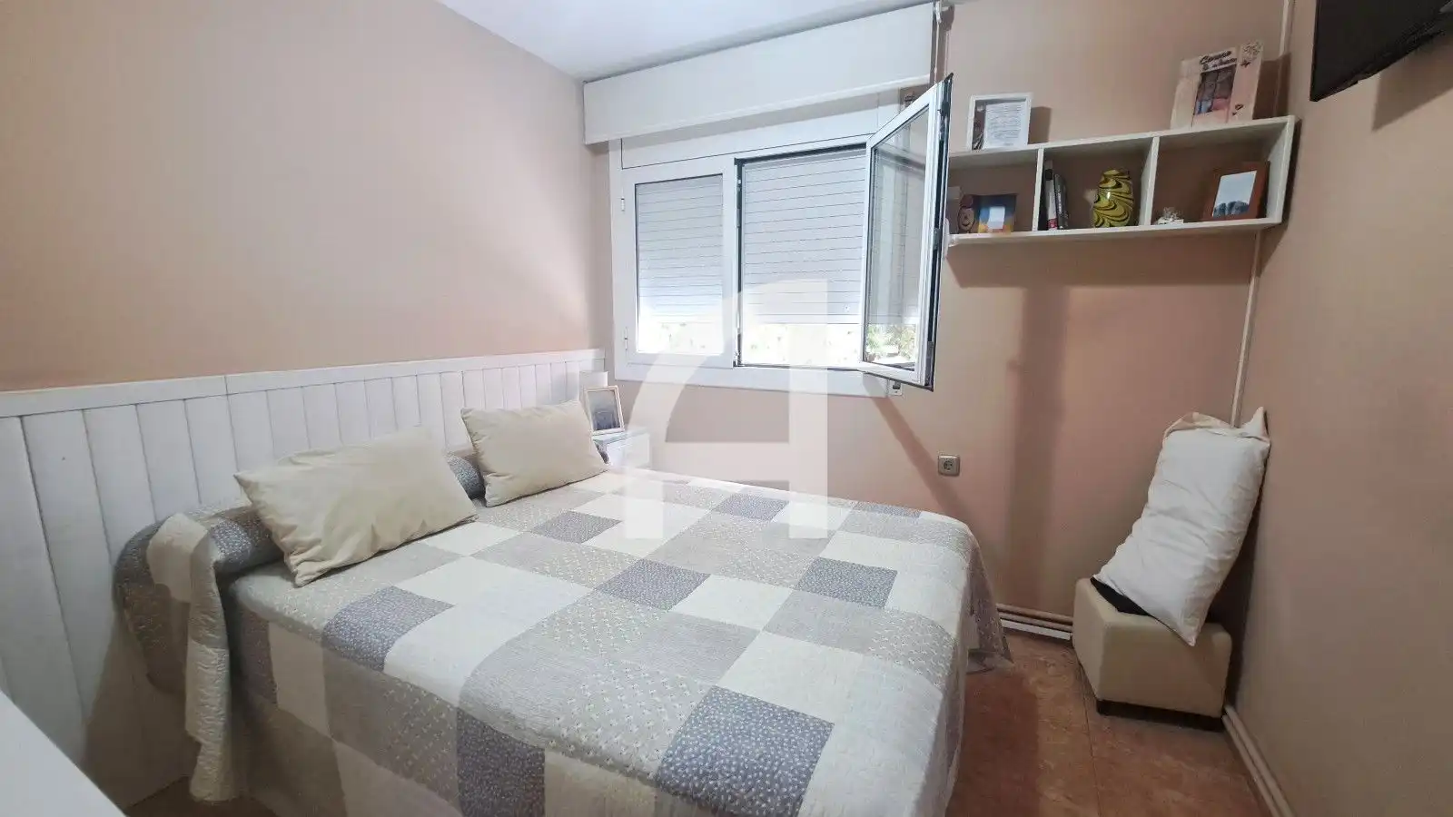 Dormitori de Pis en venda en Terrassa amb Aire condicionat, Calefacció i Terrassa