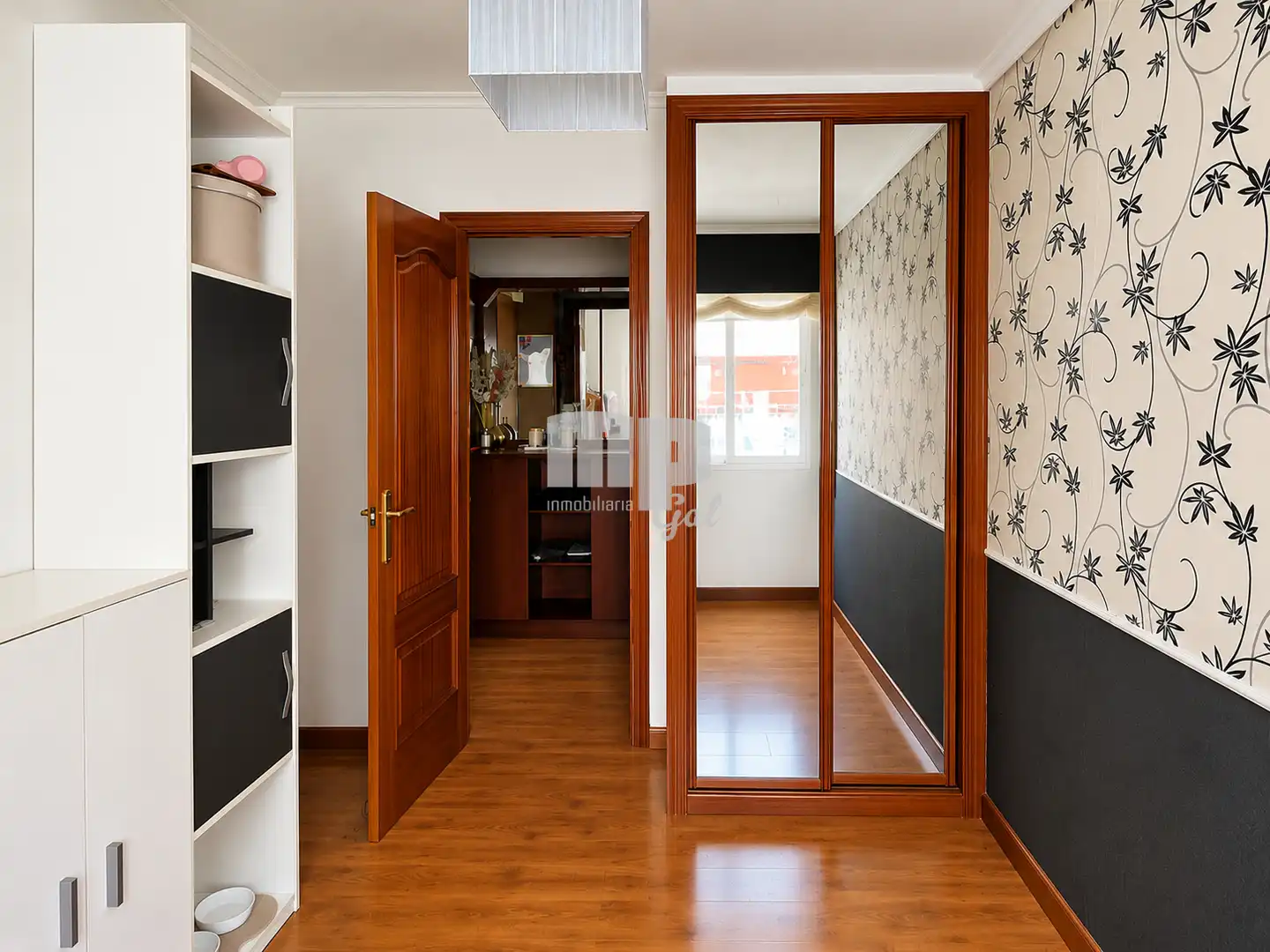 Flat for sale in Vigo   with Storage room