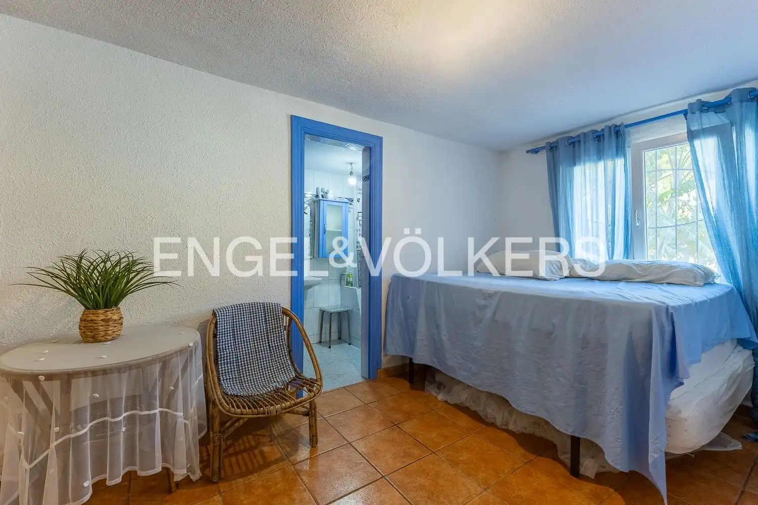 Habitación de Casa o chalet en venta en La Font d'en Carròs con Aire acondicionado, Calefacción y Jardín privado