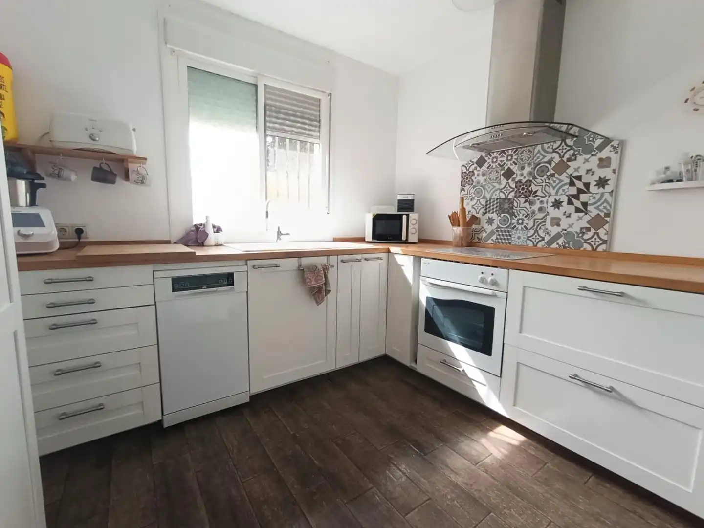Küche von Haus oder Chalet zum Verkauf in Chiclana de la Frontera mit Privatgarten, Terrasse und Schwimmbad