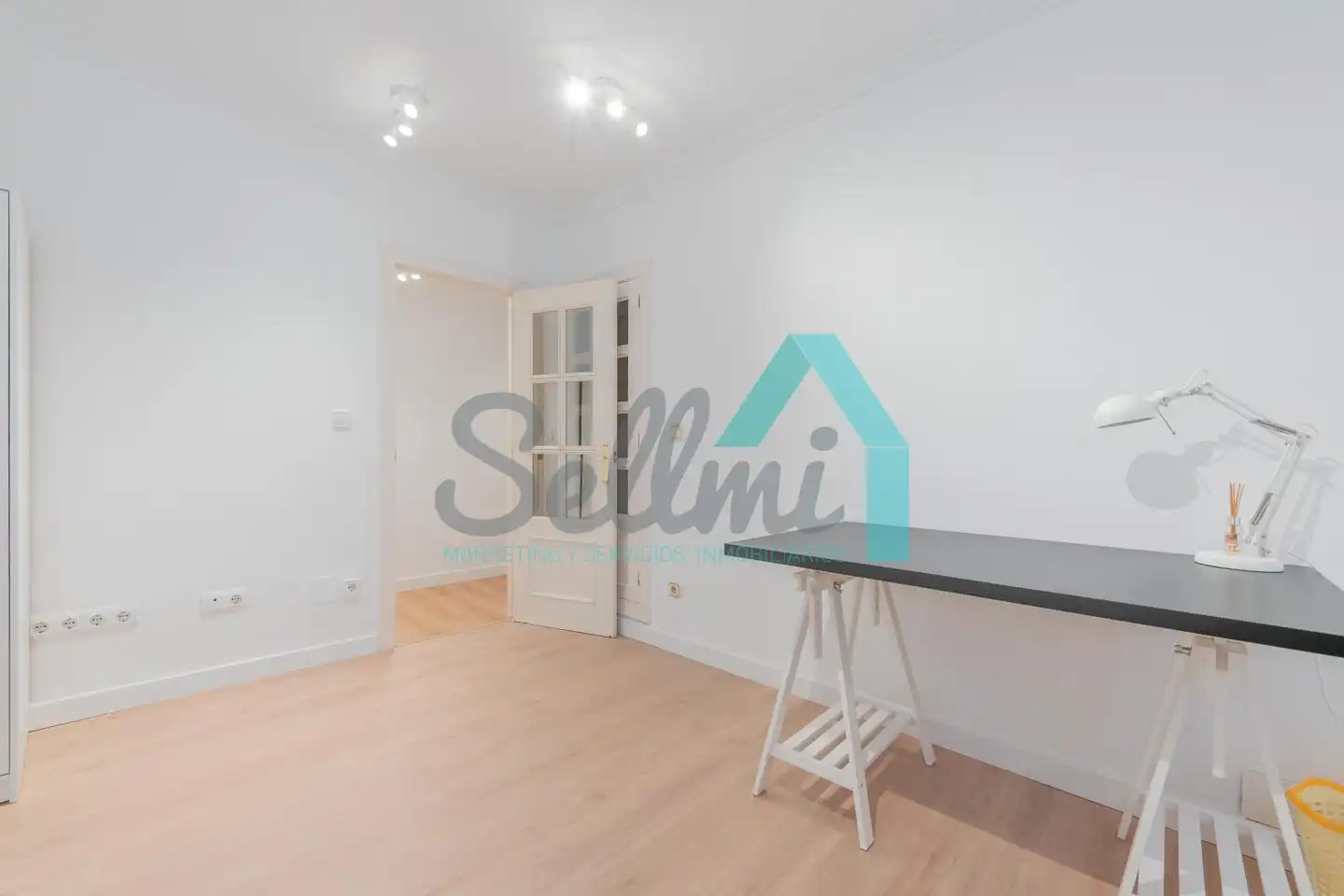 Esszimmer von Wohnung zur Miete in Oviedo  mit Heizung, Parkett und Terrasse