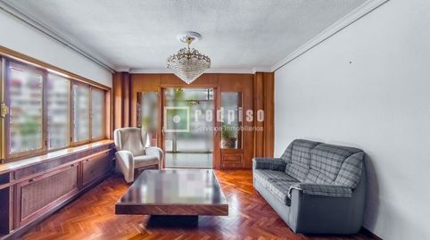 Redpiso vende en Torre del Parque de Lisboa vivienda con 4 habitaciones y 2 baños completamente exterior., immagine 2