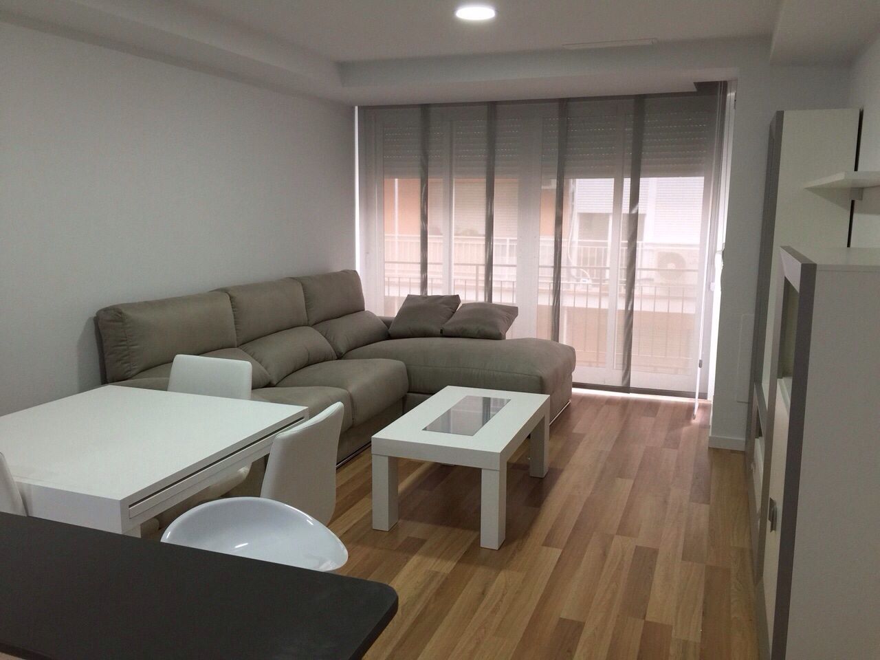 Sala d'estar de Pis en venda en  Murcia Capital amb Aire condicionat, Parquet i Moblat