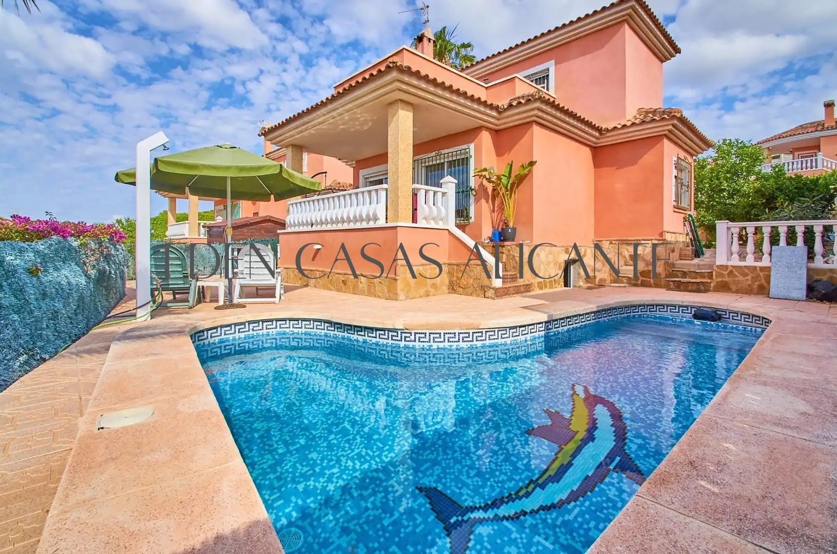 Vista exterior de Casa o chalet en venta en Mutxamel con Aire acondicionado, Jardín privado y Terraza