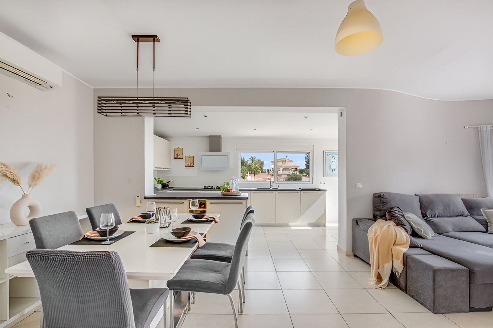 Dining room of House or chalet for sale in Benalmádena  with Air Conditioner, Terrace and Swimming Pool