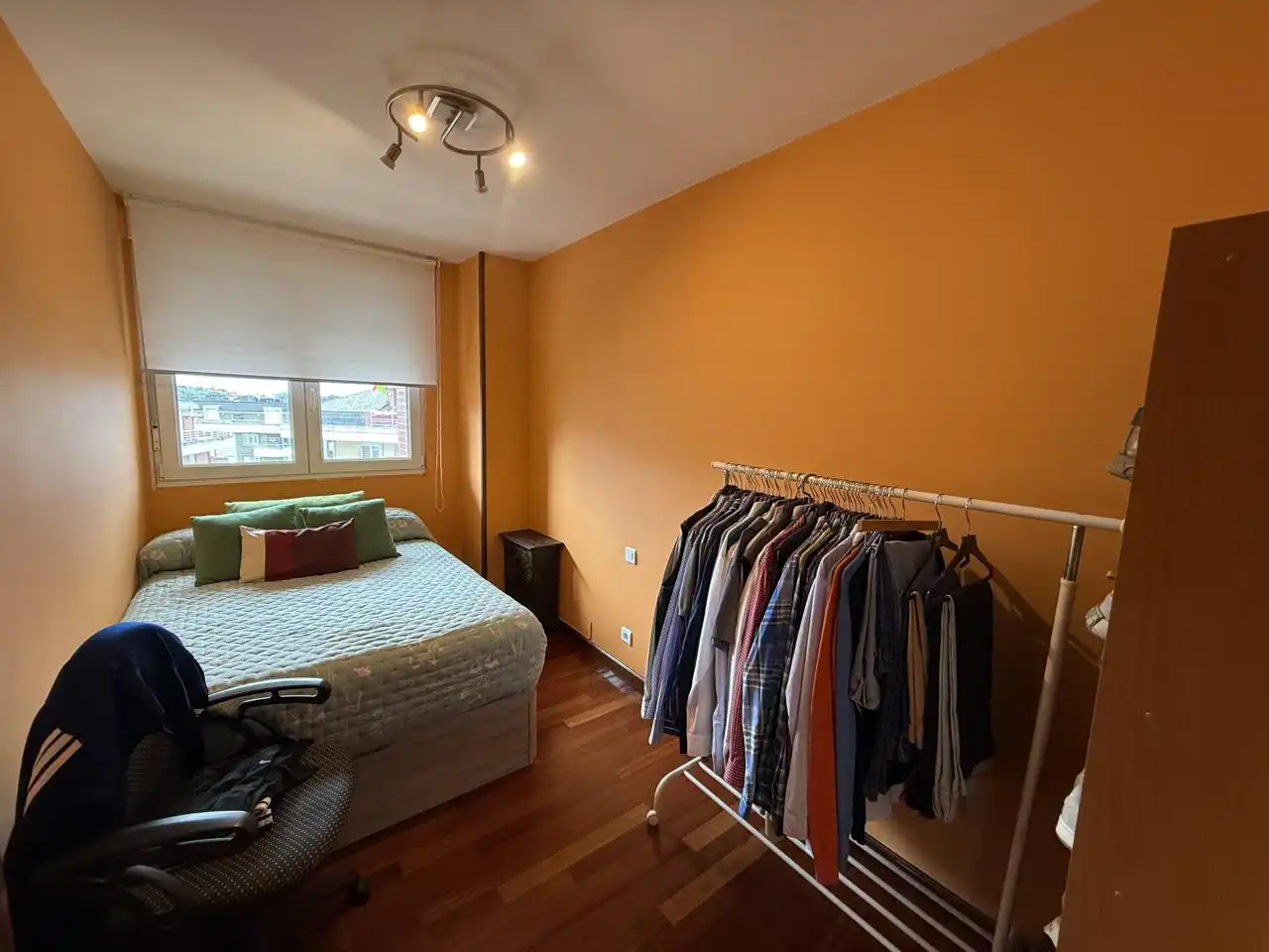Habitación de Piso en venta en Castro-Urdiales con Calefacción, Parquet y Terraza
