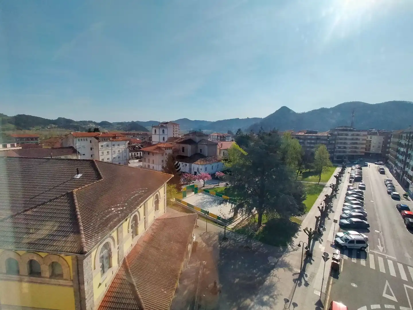Außenansicht von Dachboden zum Verkauf in Pravia mit Heizung, Terrasse und Möbliert