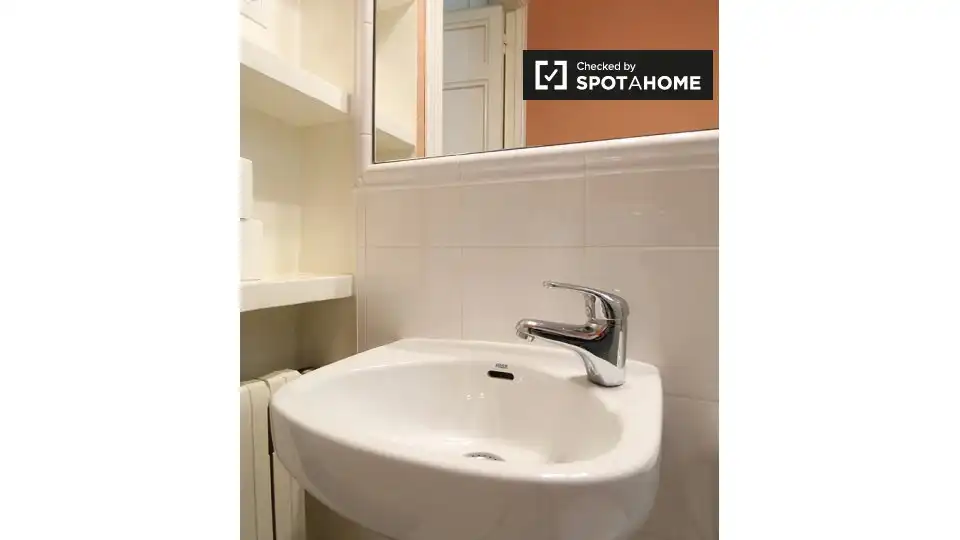 Habitación en Universidad - Malasaña