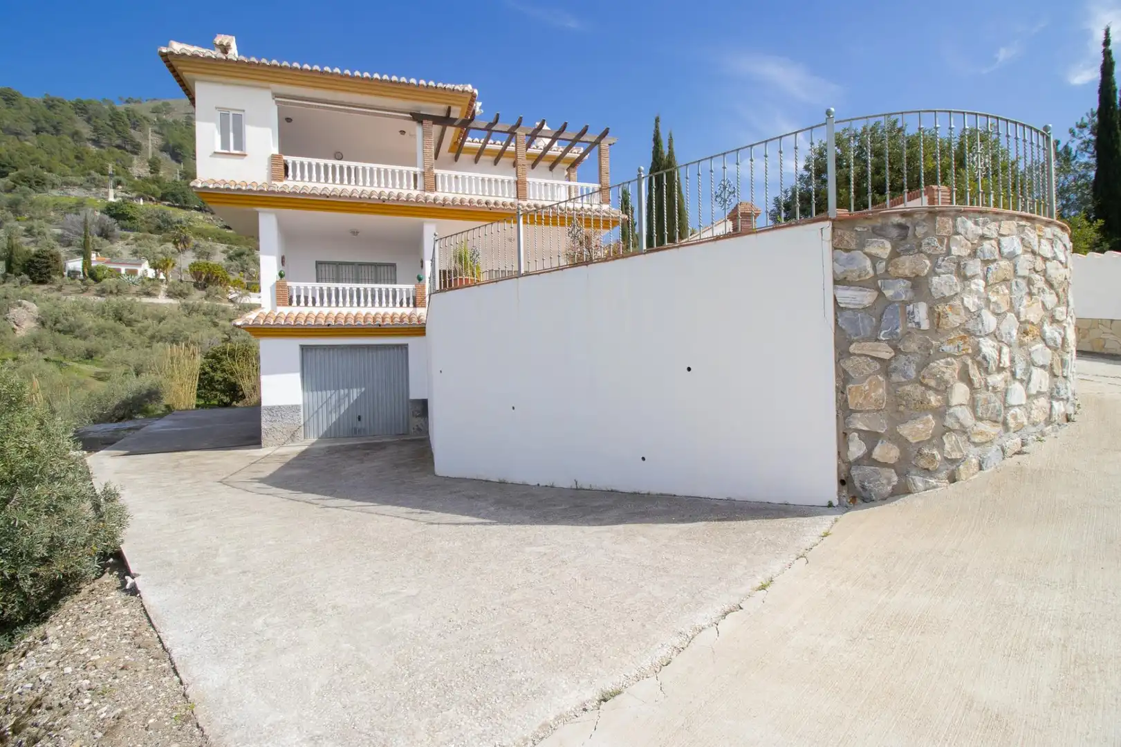 Vista exterior de Casa o chalet en venta en Cómpeta