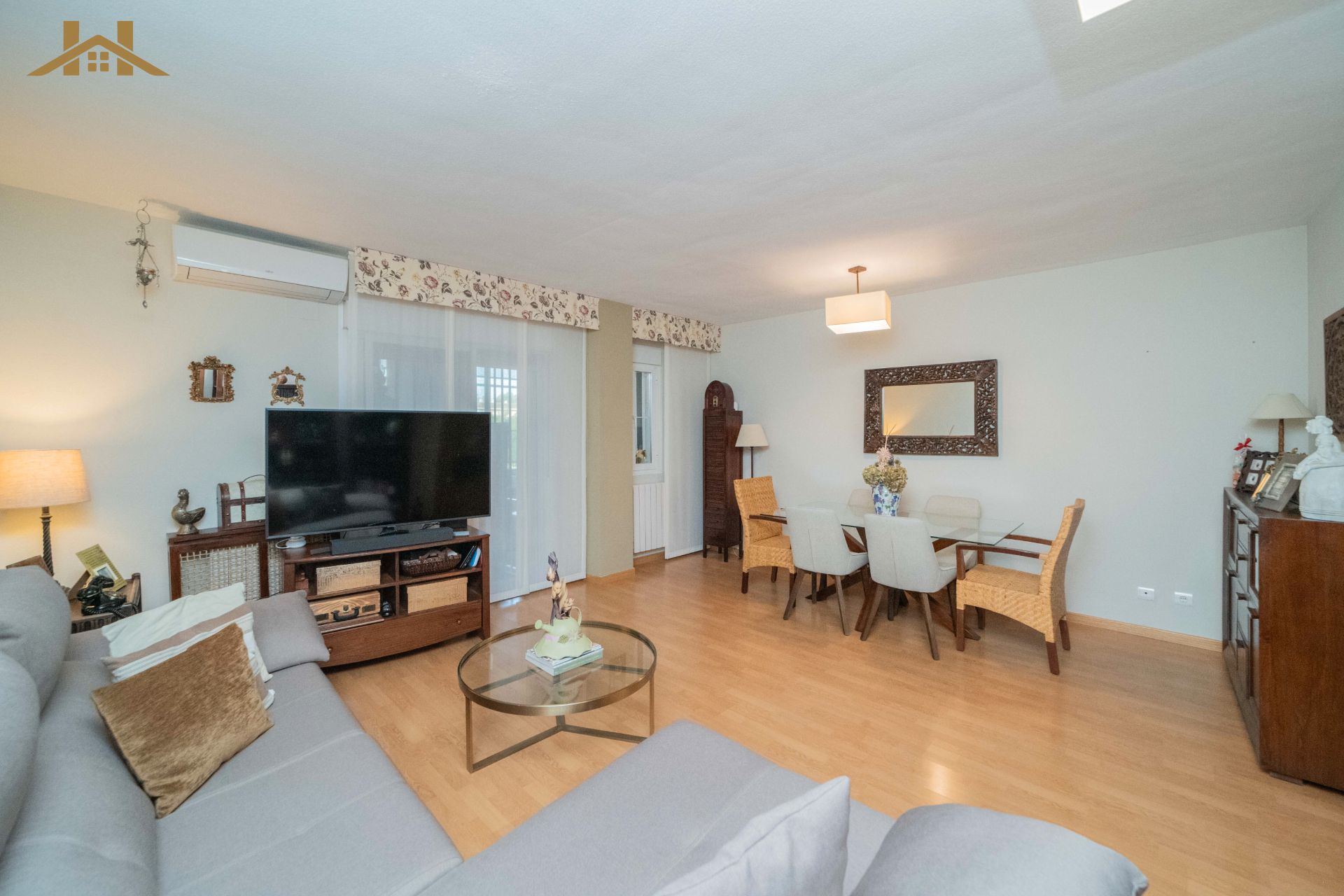 Sala de estar de Piso en venta en Villaviciosa de Odón con Aire acondicionado, Terraza y Trastero