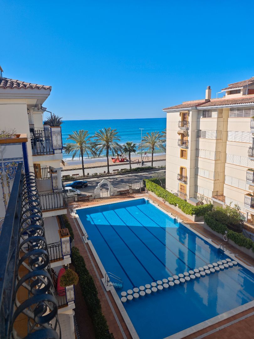 Àtic en venda a Carrer de Josep Carner, L'Estany