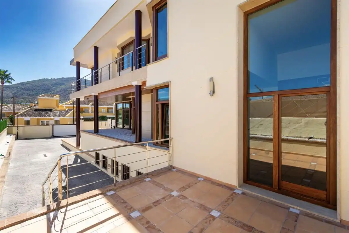 Vista exterior de Casa o chalet en venta en L'Alfàs del Pi con Aire acondicionado, Jardín privado y Terraza