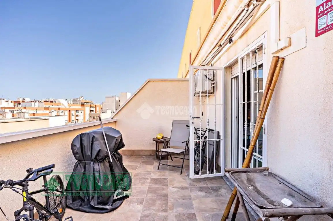Terraza de Piso en venta en Roquetas de Mar