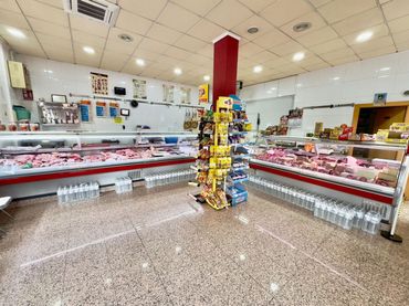 Business premises for sale in REAL 43