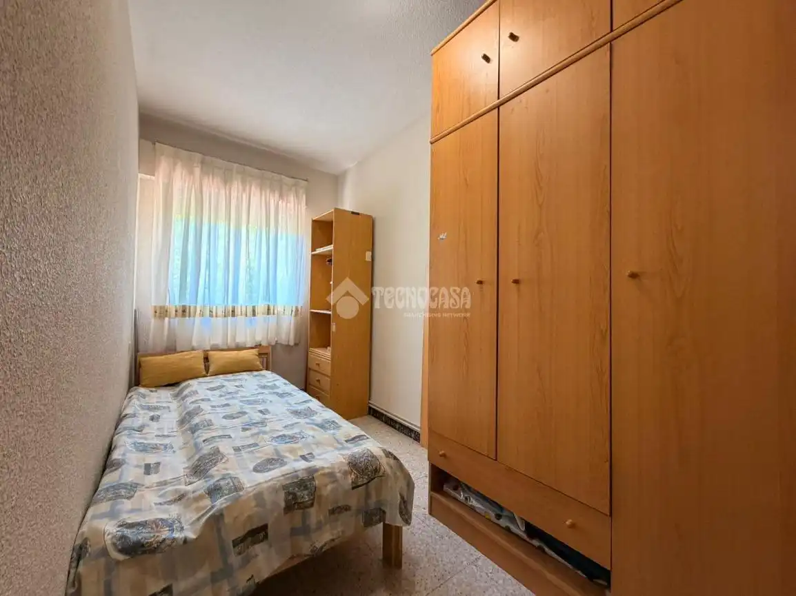 Habitación de Piso en venta en Madrid con Calefacción, Terraza y Amueblado