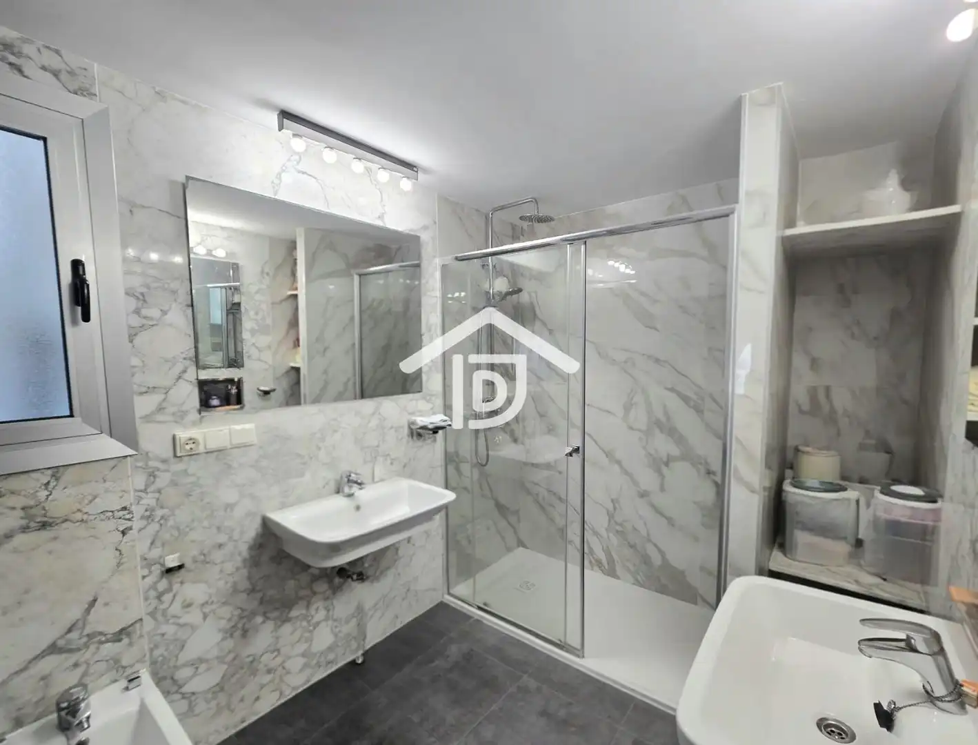 Baño de Piso en venta en Valencia con Aire acondicionado, Calefacción y Parquet