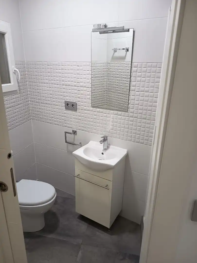 Bathroom of Flat for rent in Murcia  with Air Conditioner, Heating and Furnished