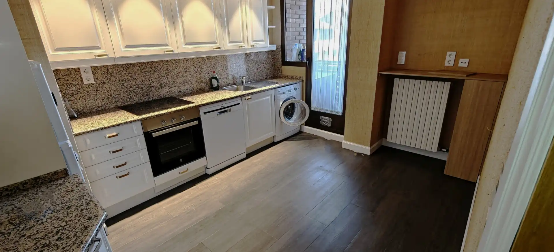 Kitchen of Attic for rent in Zaragoza  with Air Conditioner, Heating and Parquet flooring