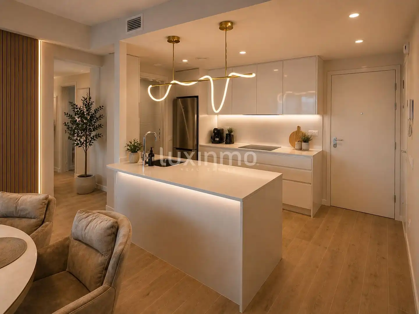 Flat with terrace for sale in Playa de Poniente, imagen 7