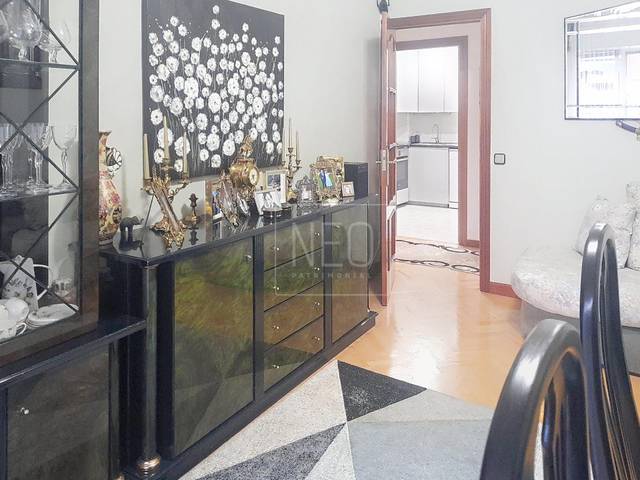 Piso en Venta en Calle MARIA MARTINEZ OVIOL en Los Rosales