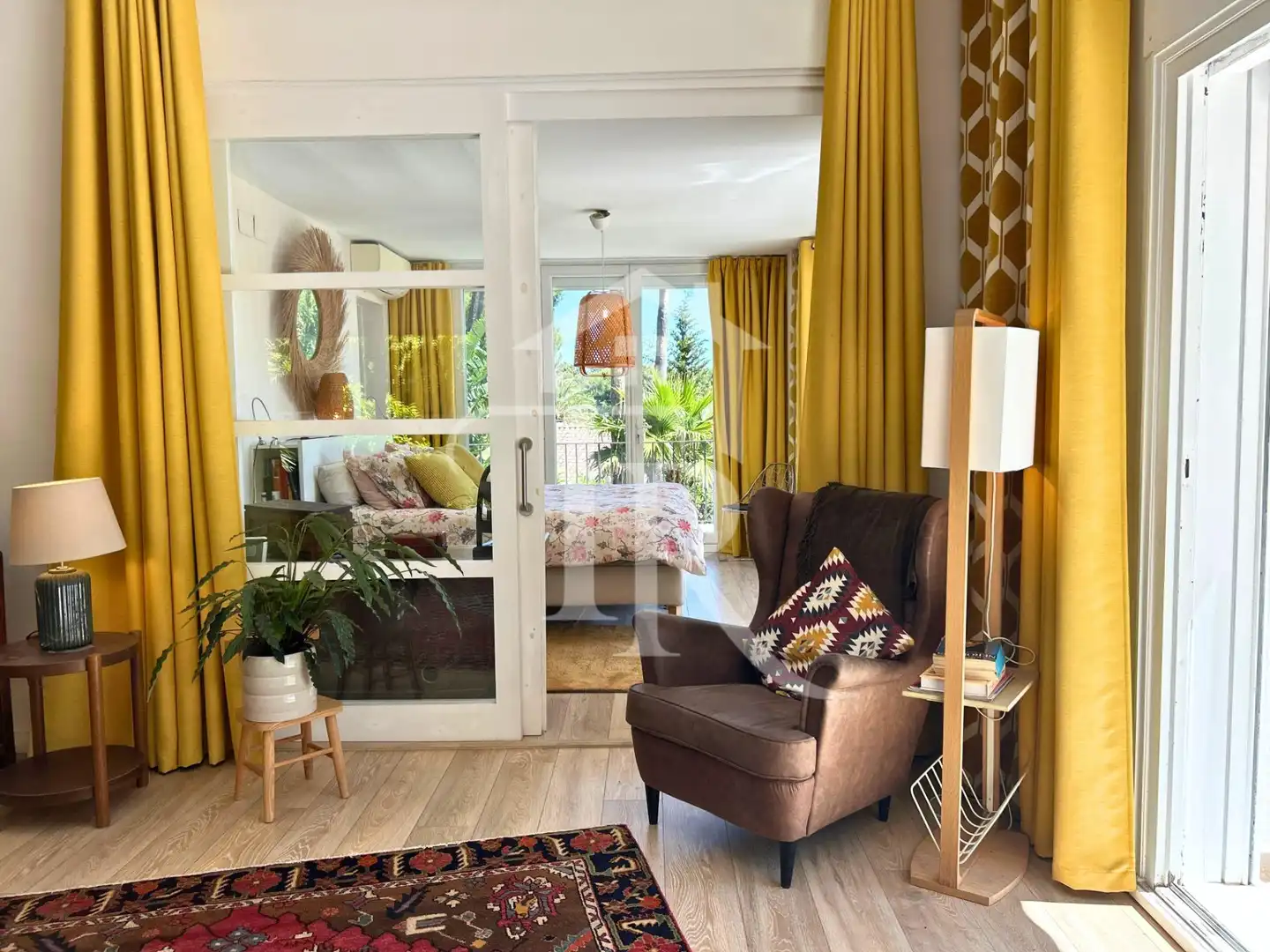 Sala de estar de Casa o chalet en venta en Roda de Berà con Aire acondicionado, Calefacción y Jardín privado
