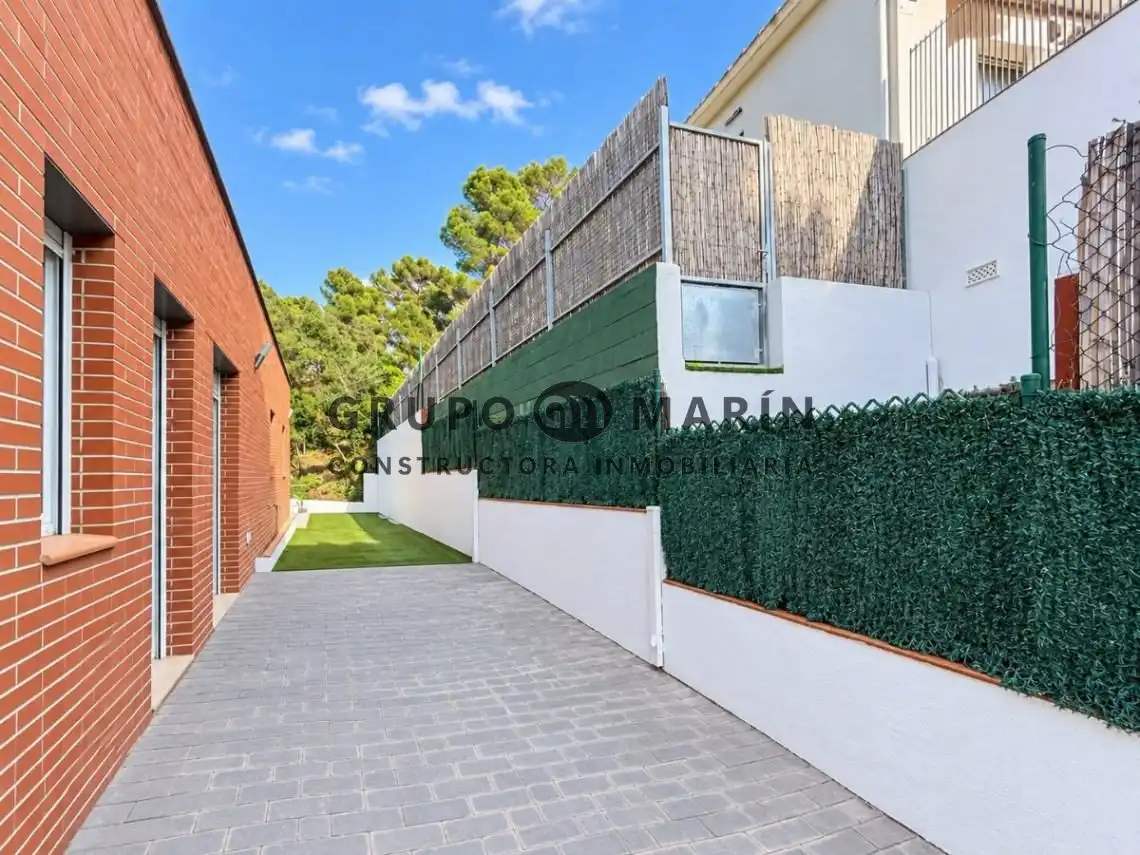 Casa con piscina en venta en Carrer Sant Damià, imagen 5