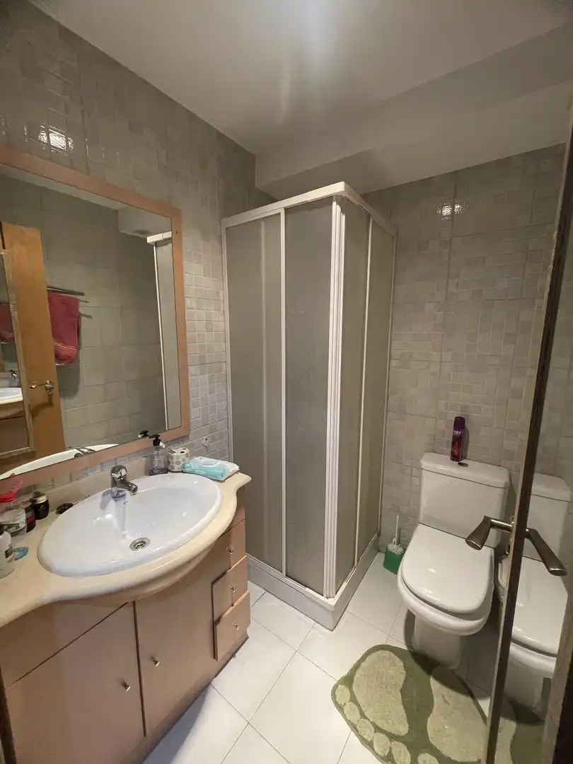 Bathroom of Flat for sale in Balaguer  with Air Conditioner, Heating and Parquet flooring
