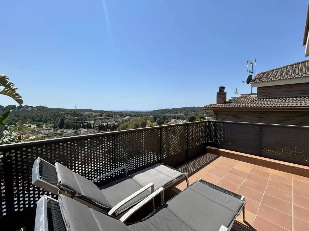 Terrassa de Casa o xalet en venda en Cubelles amb Aire condicionat, Calefacció i Jardí privat