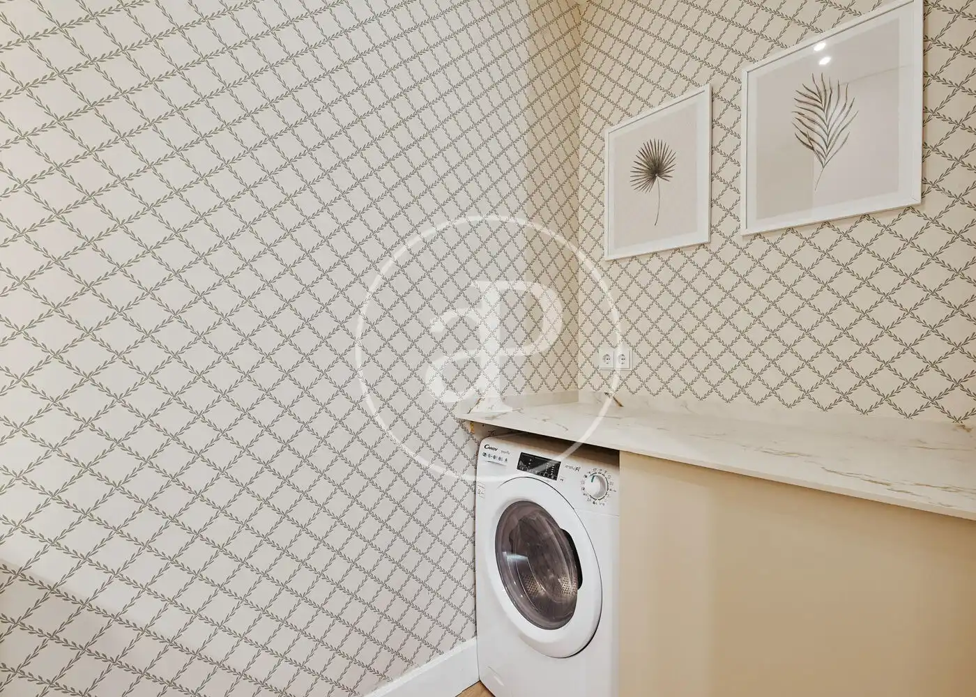 Außenansicht von Wohnung zum Verkauf in Madrid mit Klimaanlage, Heizung und Terrasse
