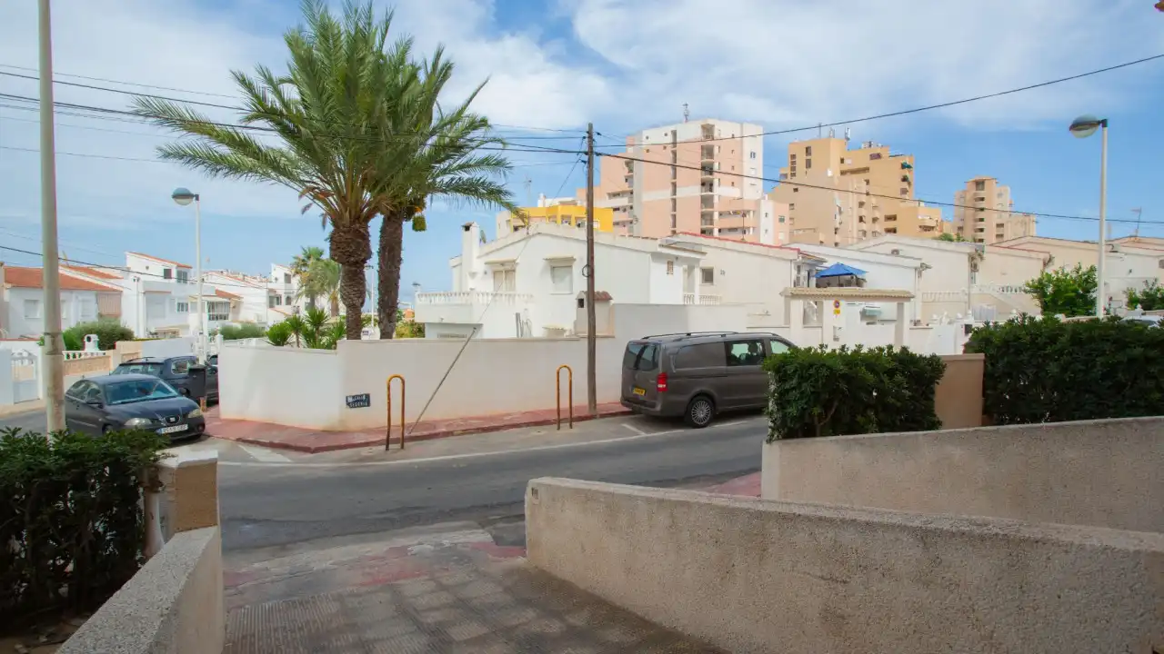 Vista exterior de Garaje en venta en Torrevieja
