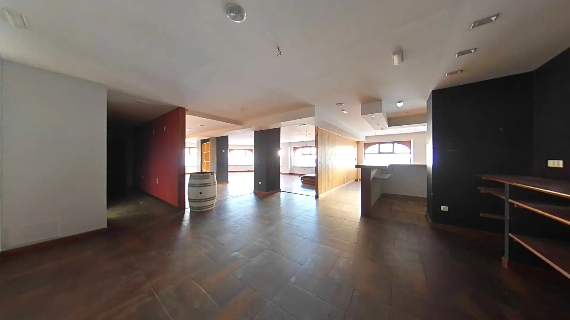 Local comercial en venda a Calle Sagrada Familia 49, imagen 4