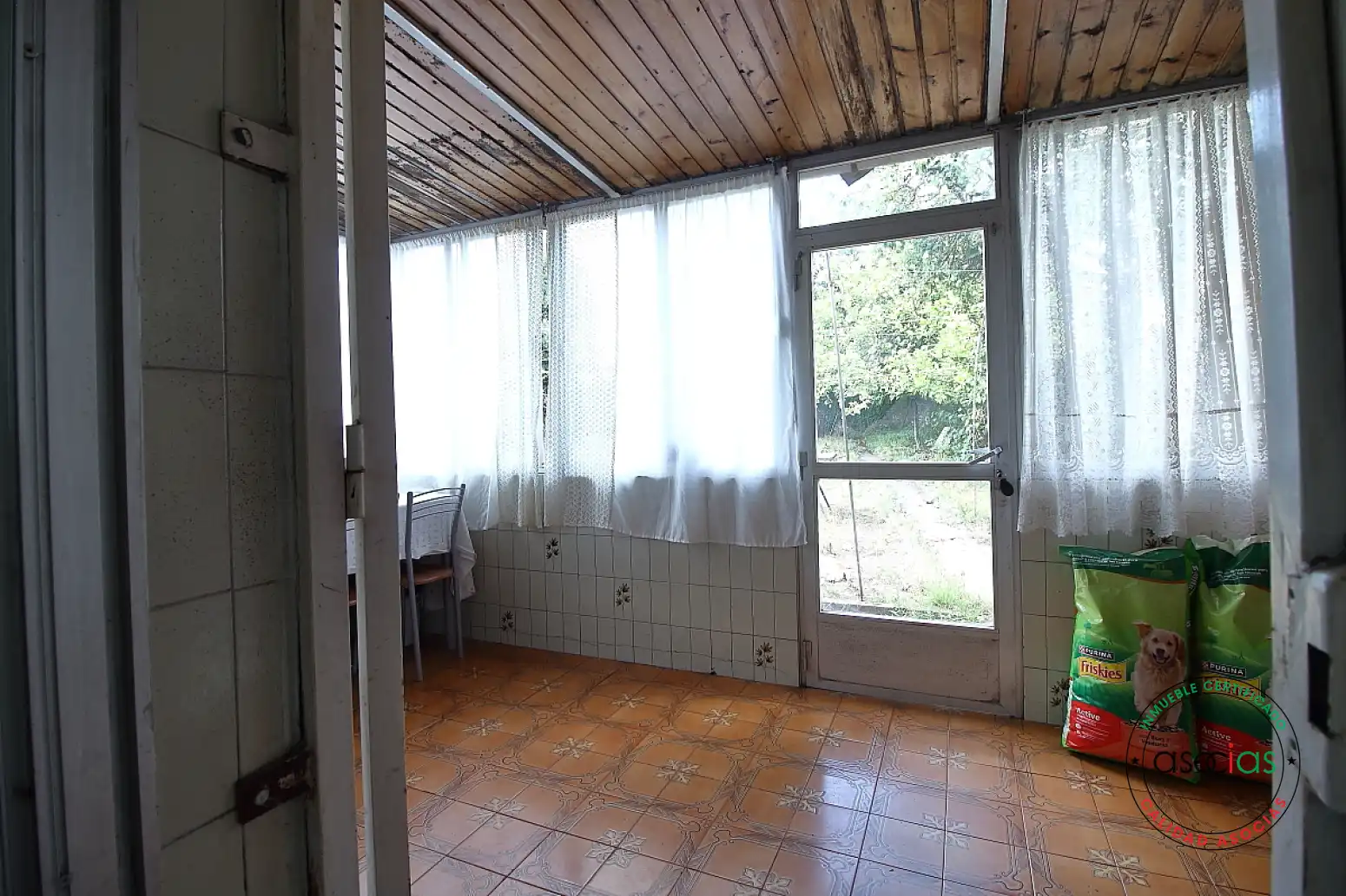 Cuina de Casa o xalet en venda en Gijón  amb Calefacció