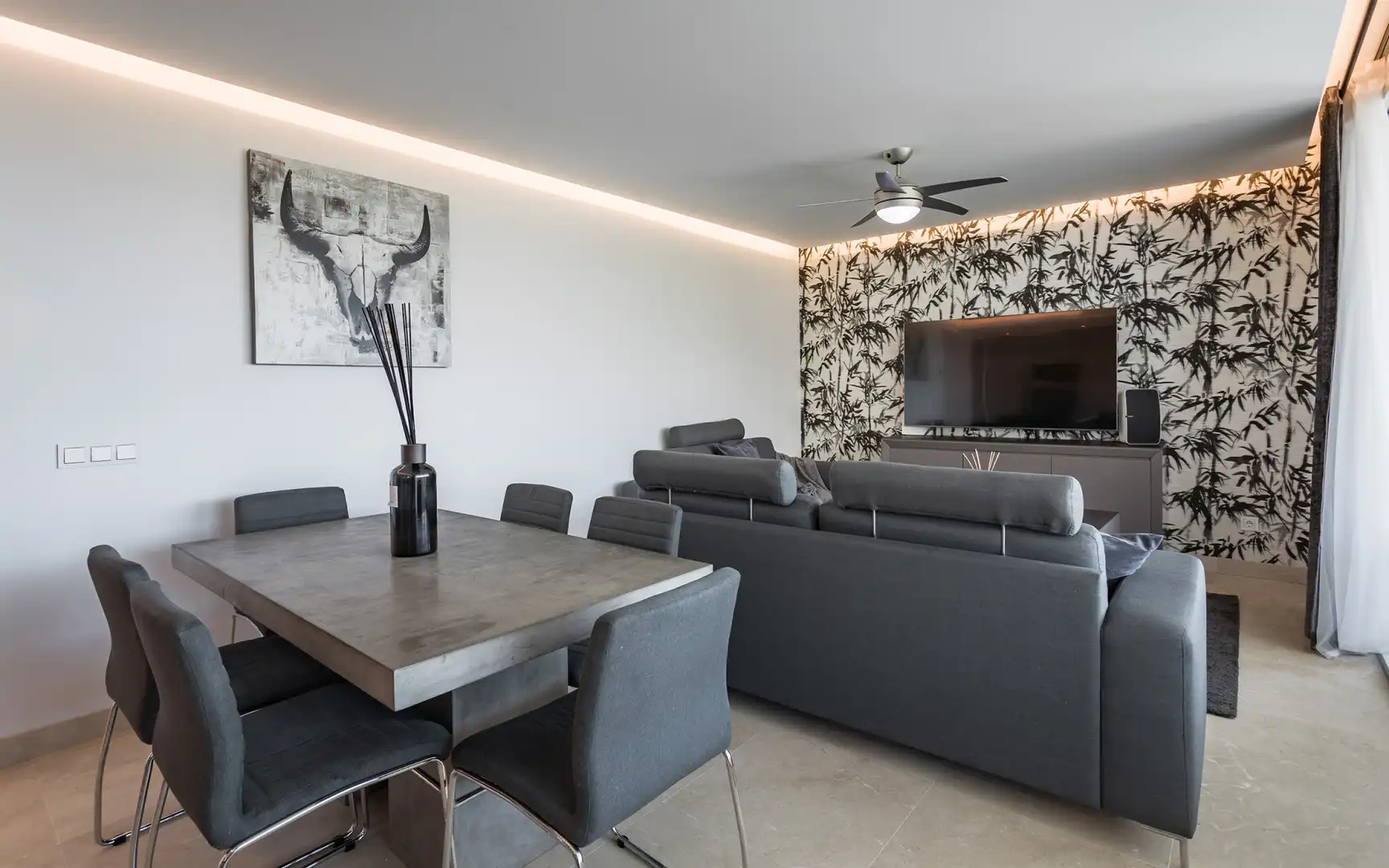 Apartament amb piscina en venda a Benahavís pueblo, imagen 6