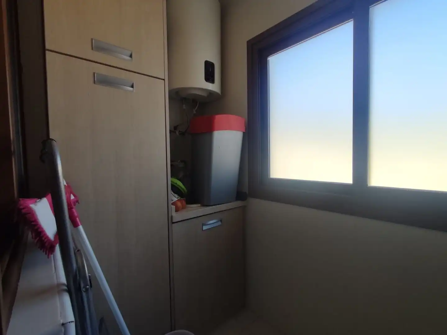 Küche von Dachboden zur Miete in Guardamar del Segura mit Klimaanlage, Heizung und Terrasse