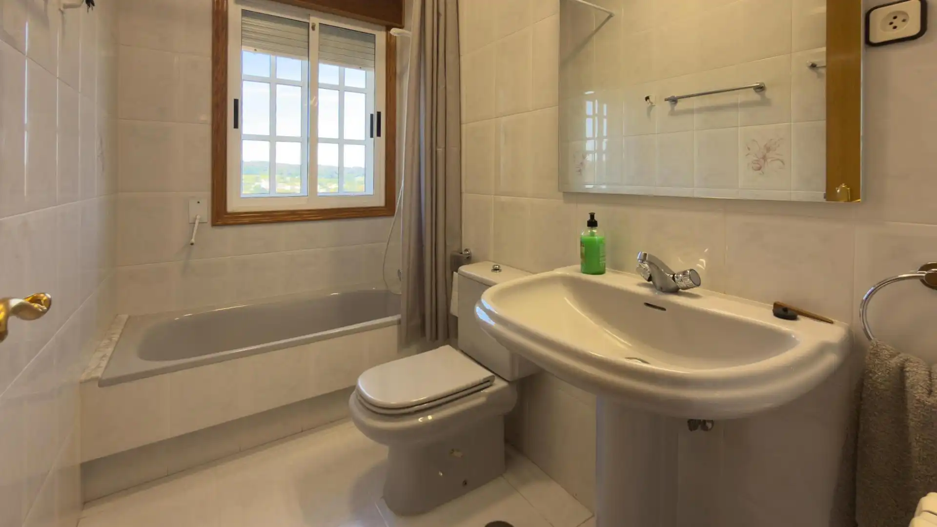 Chalet con terraza en venta en O Pino, imagen 18