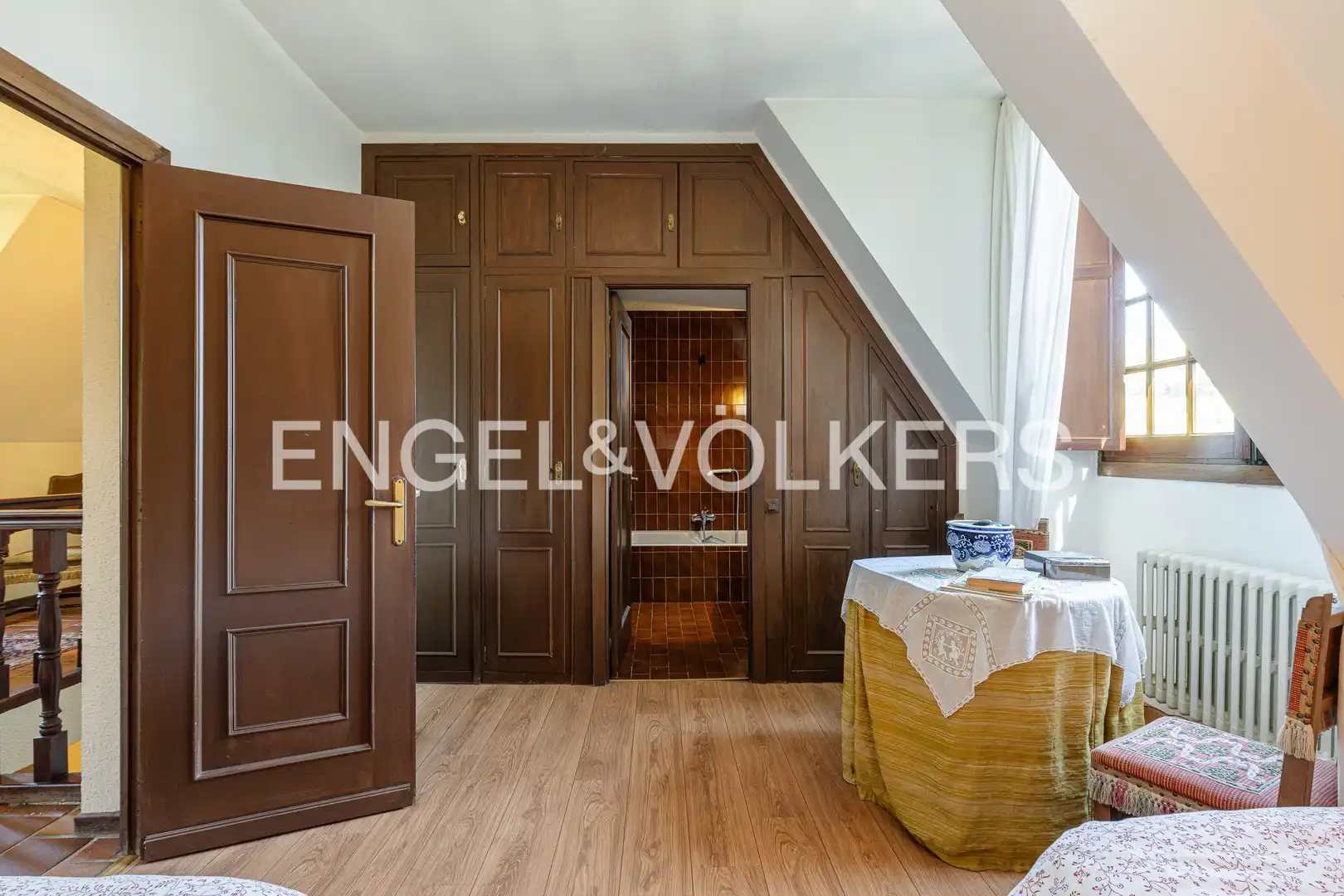 Comedor de Casa o chalet en venta en Pozuelo de Alarcón con Calefacción, Jardín privado y Piscina