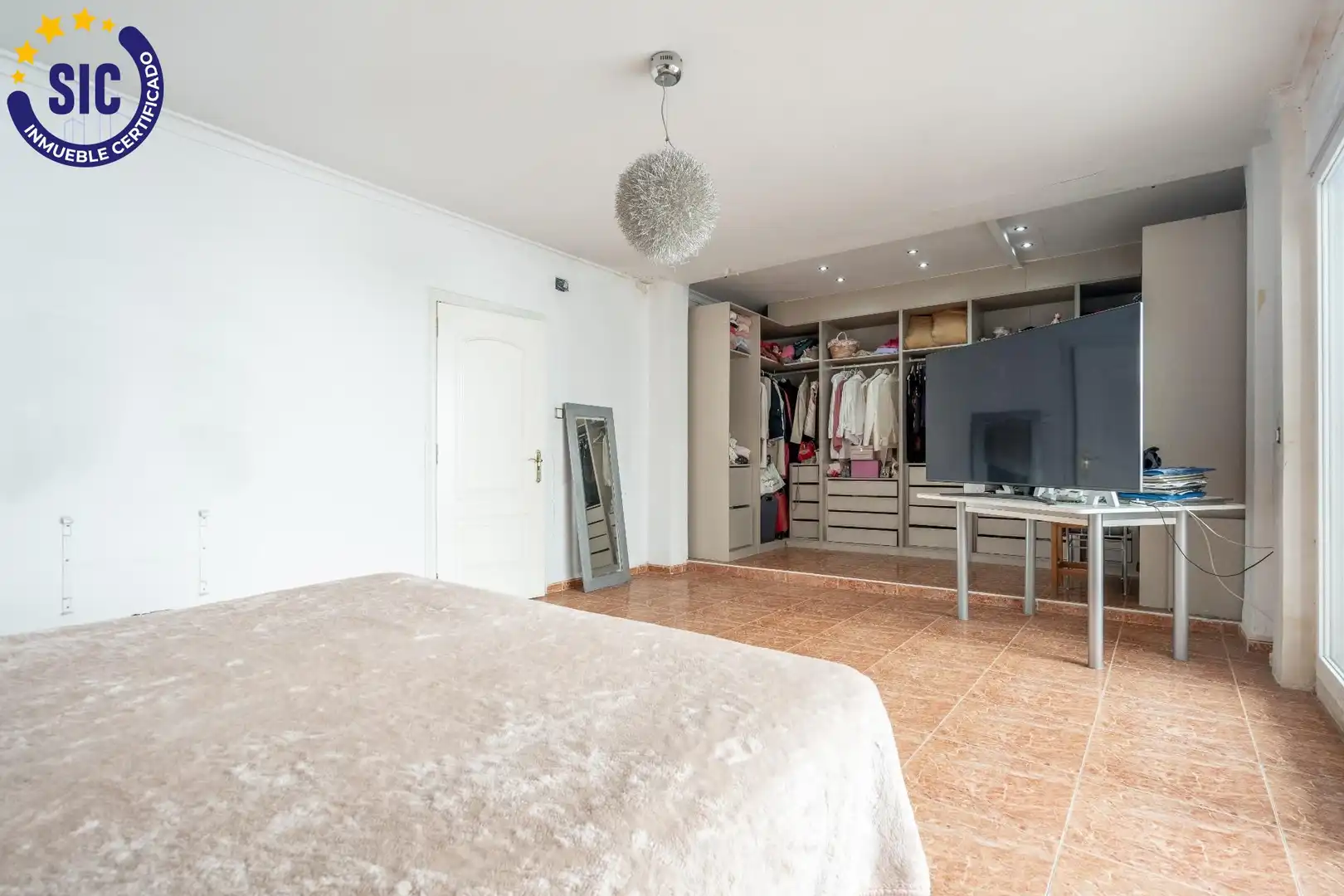 Schlafzimmer von Haus oder Chalet zum Verkauf in Valencia mit Privatgarten, Terrasse und Schwimmbad