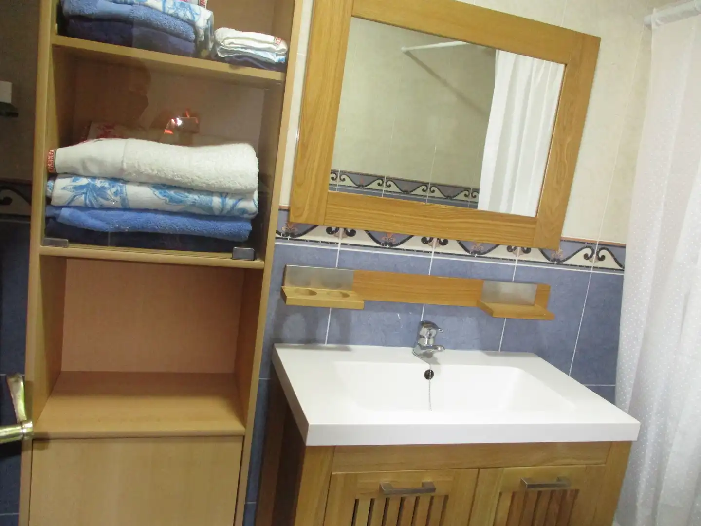 Badezimmer von Wohnung zur Miete in Cártama mit Klimaanlage, Terrasse und Möbliert