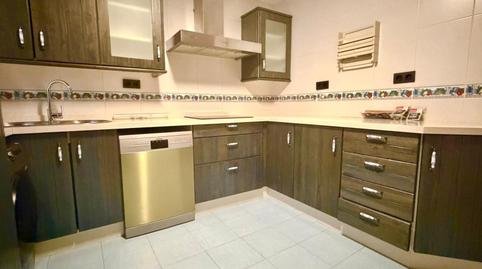 Foto 3 de Piso de alquiler en San Antonio, Huelva