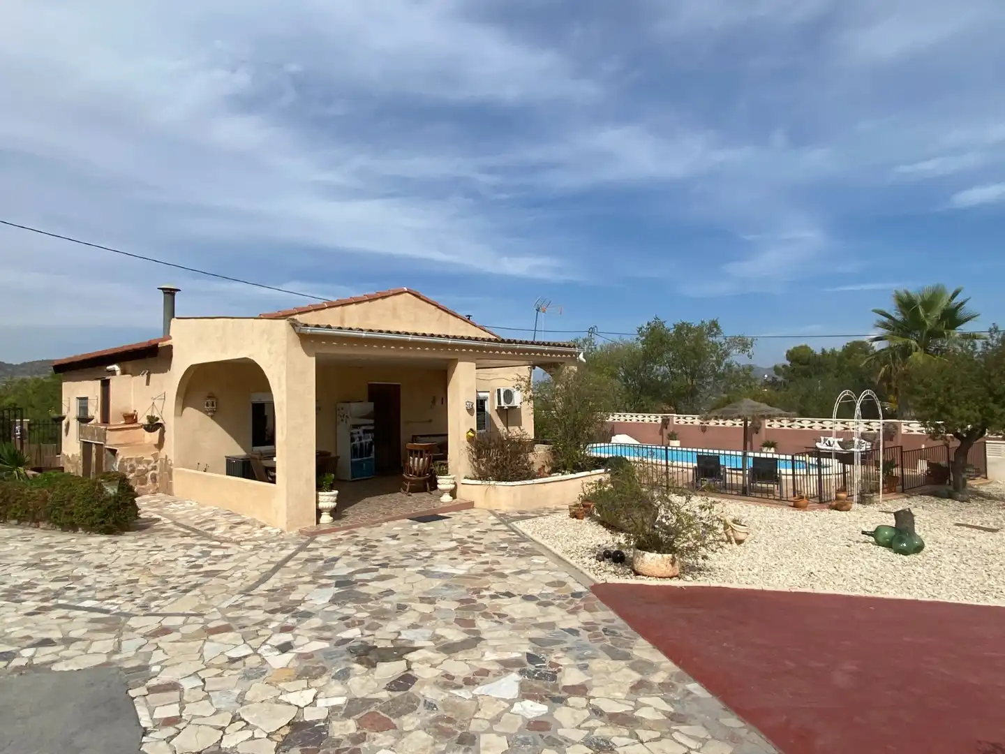 Casa con piscina en venta en Sax