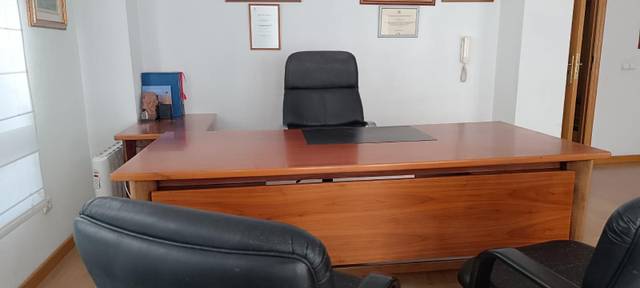 Oficina en Alquiler en Reina Victoria - Miguel Hernández