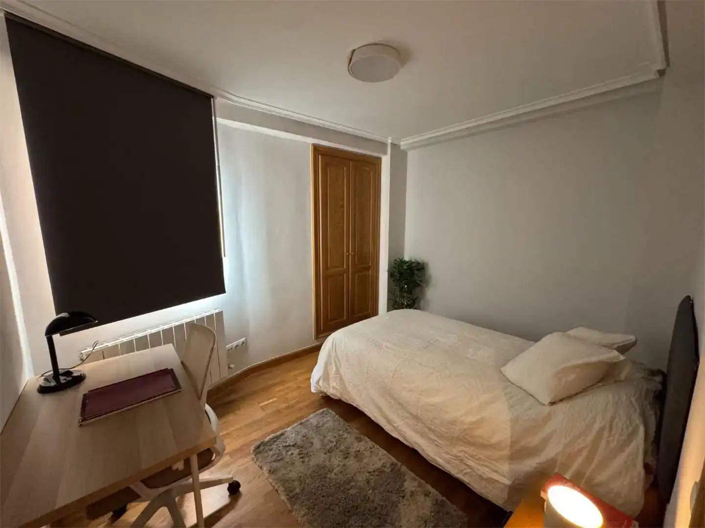 Habitación de Piso para compartir en  Logroño con Parquet y Amueblado